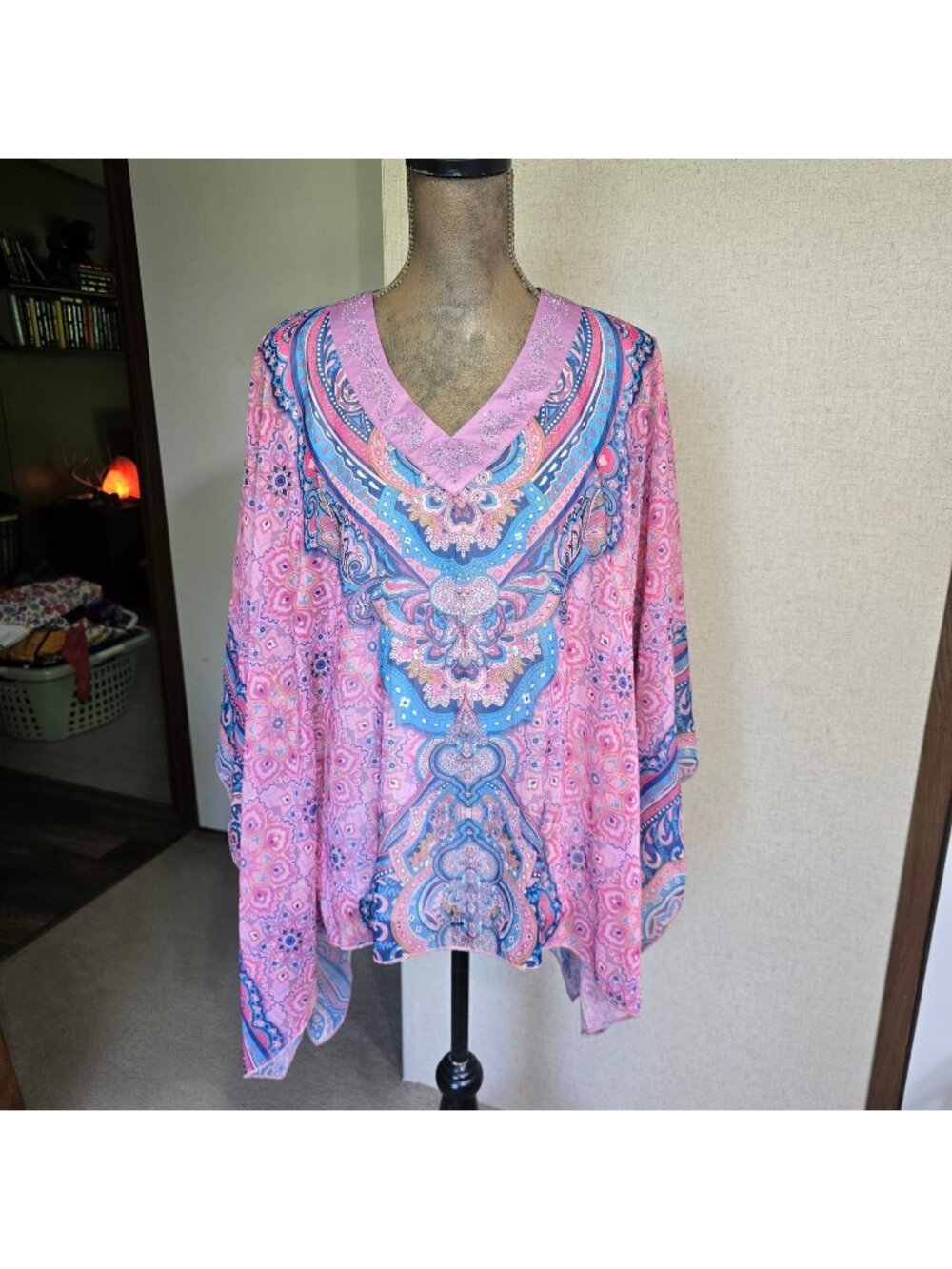 NEW One World Large Pink & Blue Paisley Print Top W/ Metallic Accents Boho